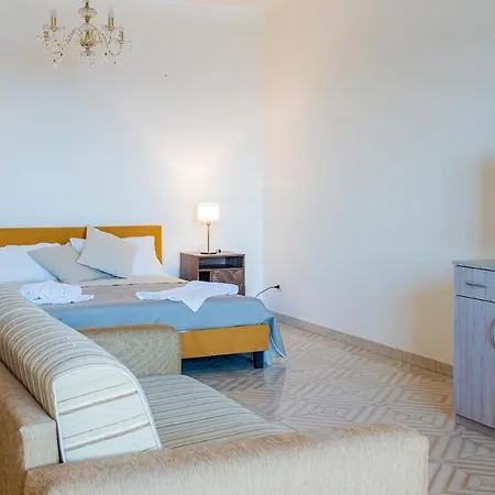 Apartment Casa Maggio Roccalumera